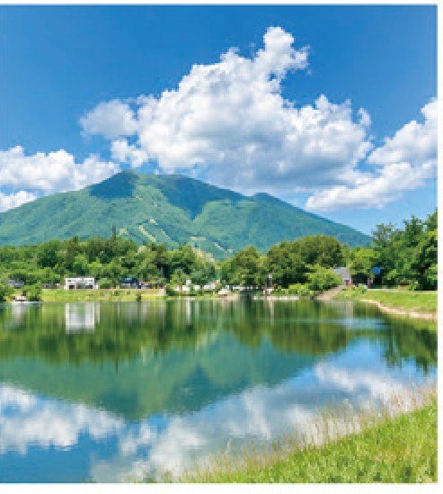 野尻湖と対岸の山並み